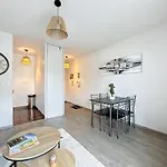 Appartement T2 4 Pers Les Cézeaux Balcon Et Parking Gratuit Clermont-Ferrand